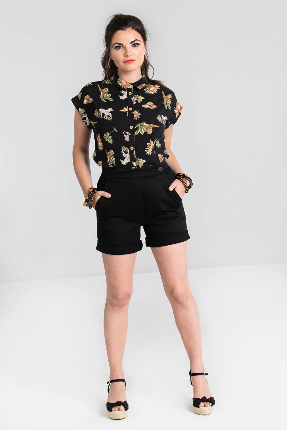 HellBunny Yaz Shorts Black